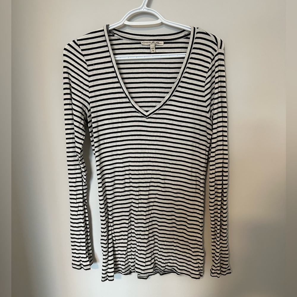 Ribbed long sleeve top